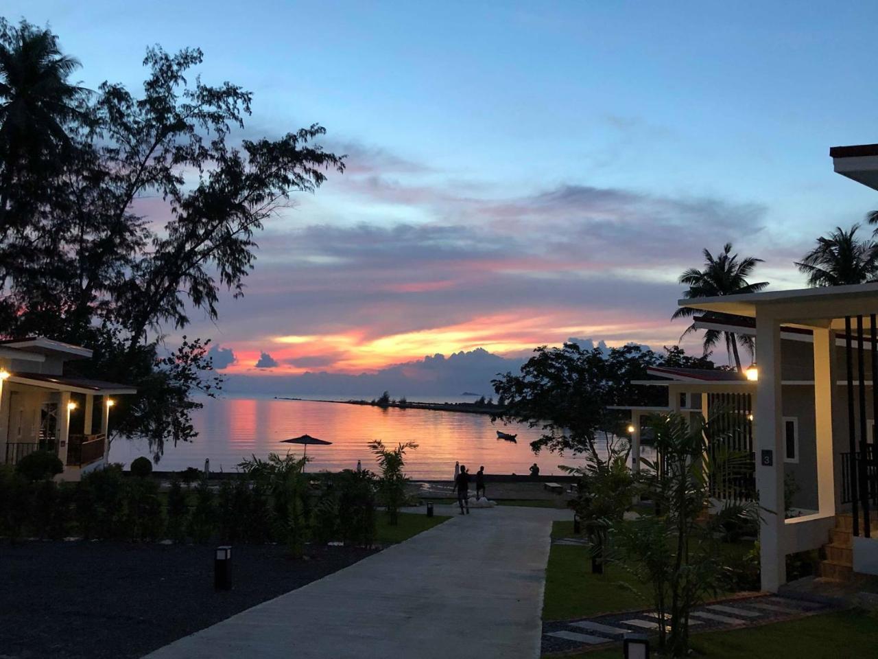 Wok Tum The Seaside Resort Koh Phangan מראה חיצוני תמונה