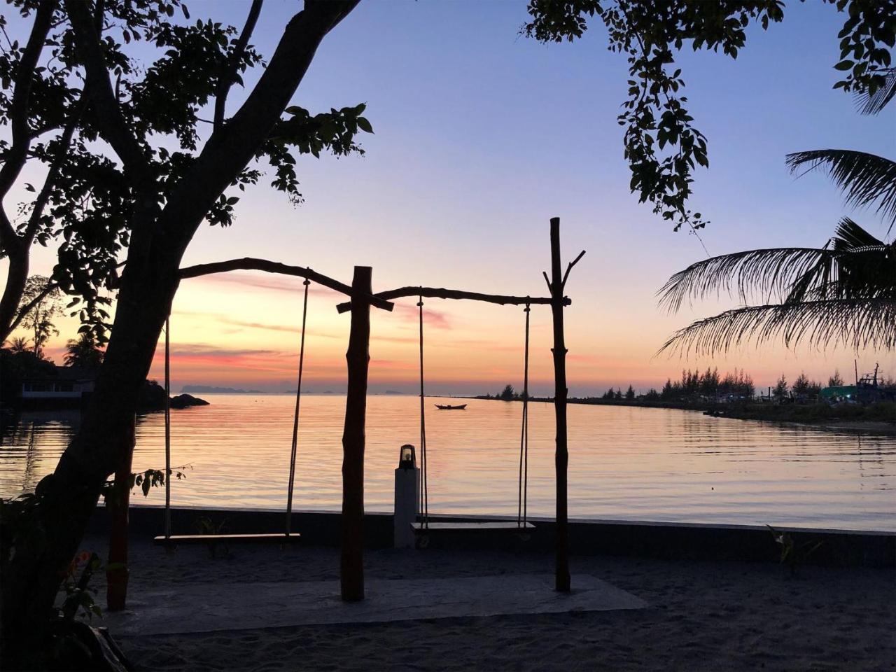 Wok Tum The Seaside Resort Koh Phangan מראה חיצוני תמונה